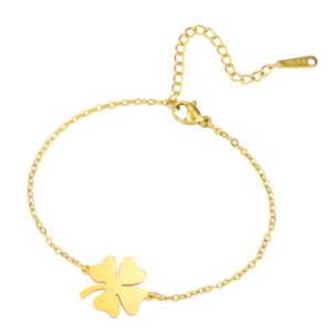 Elegant fyrklöverarmband i rostfritt stål – symbol på tur och stil